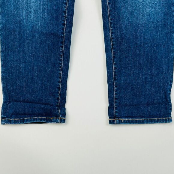 NWT Torrid Size 16 Boyfriend Straight Jeans Stretch Mid Rise Med-Dark Wash Short - Picture 3 of 15